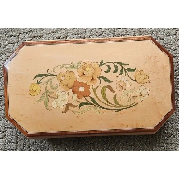 Reuge Jewelry - Italian Burl Wood Inlay Reuge Music Box "All I Ask Of You" Phantom Of The Opera
